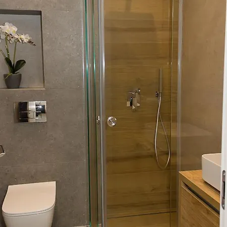 Modern Seaside Retreat 1bd By Flat Mаnager Apartment *