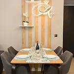 Modern Seaside Retreat 1bd By Flat Mаnager Lägenhet *