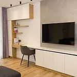 Modern Seaside Retreat 1bd By Flat Mаnager Apartament