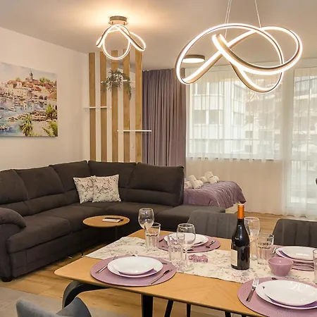 Modern Seaside Retreat 1bd By Flat Mаnager * Warna